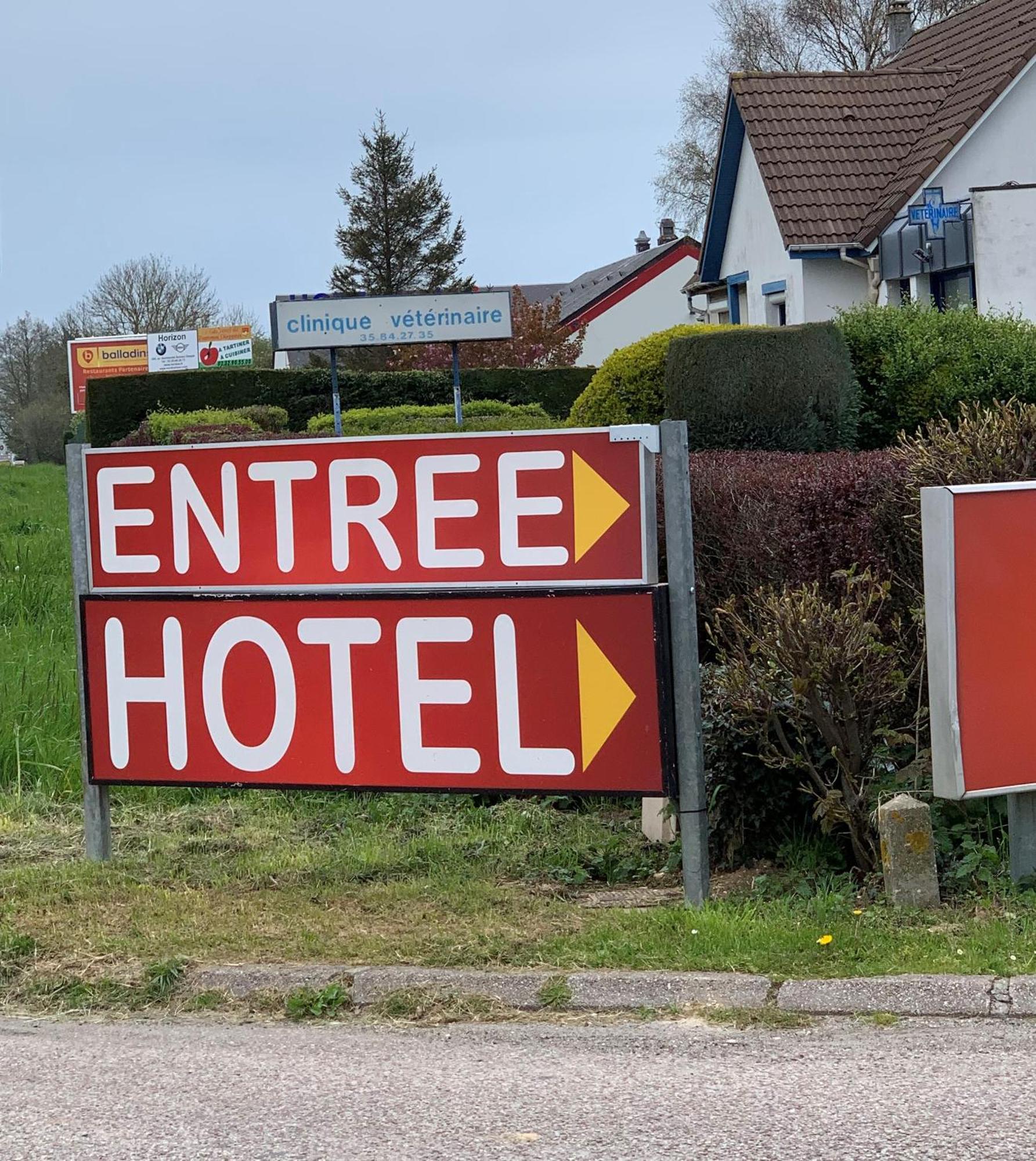 Initial By Balladins Dieppe Hotel Saint-Aubin-sur-Scie Exterior photo